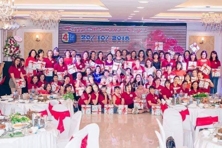 Áo phông cổ trụ